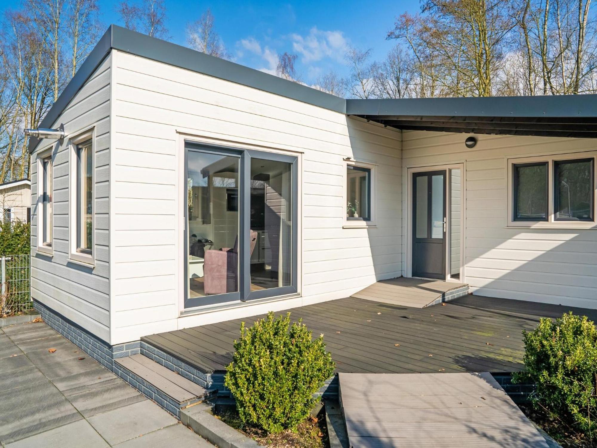 Cosy Holiday Home In Appelscha With Garden Exterior foto